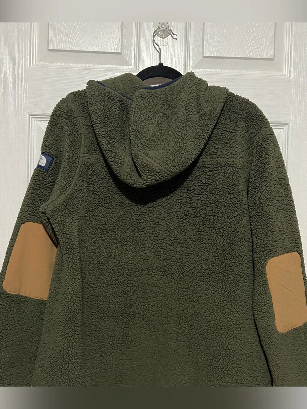 💗 The North Face - Men’s Olive Green Sherpa Puffer Hoodie with Tan Trim